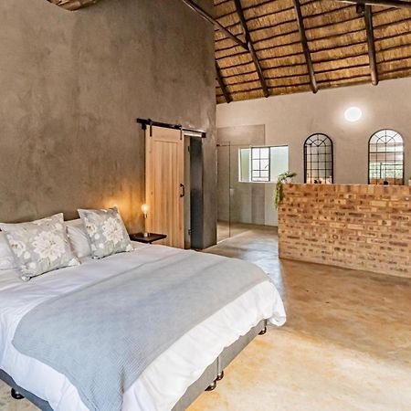 Featherwood Farm & Nyala Lodge Rayton Exterior foto